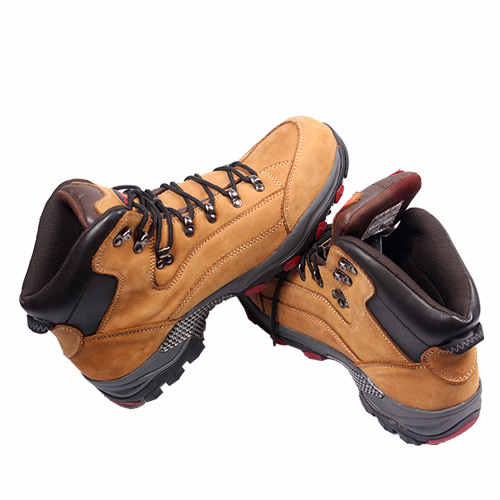 防護(hù)鞋和防護(hù)服的使用規(guī)范你清楚嗎？